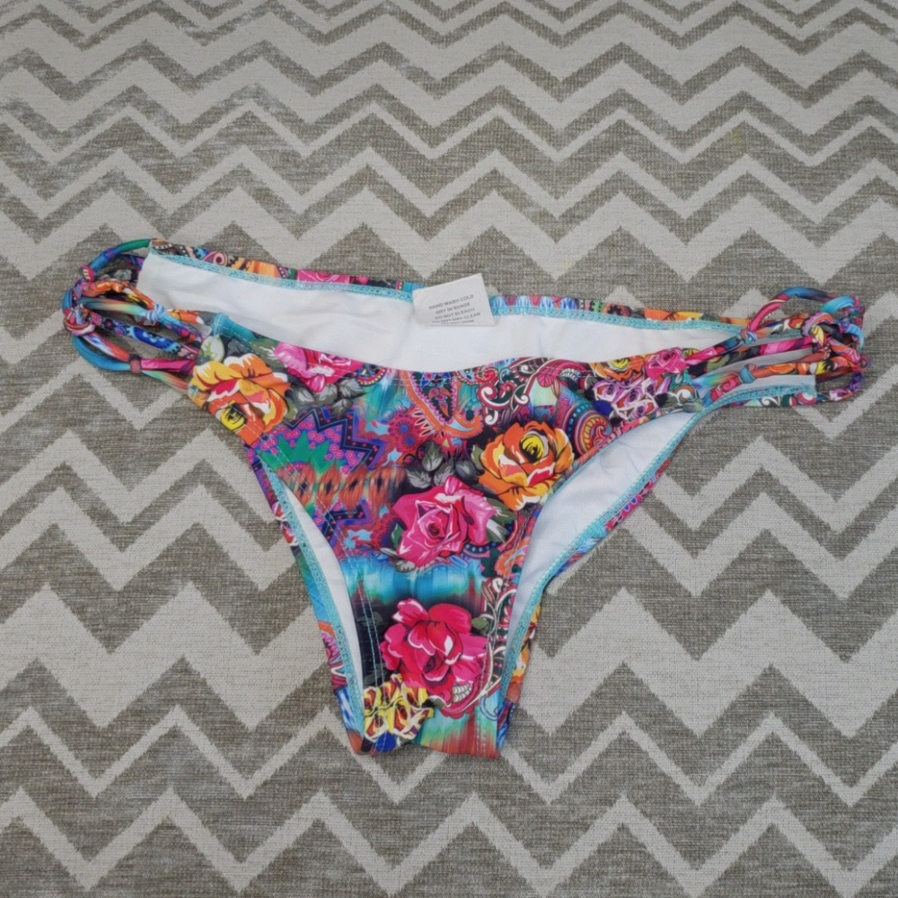 Floral bikini bottoms